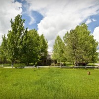 Vermillion Ranch Lewis & Clark Cabin | Yellowstone River Fishing Lodge